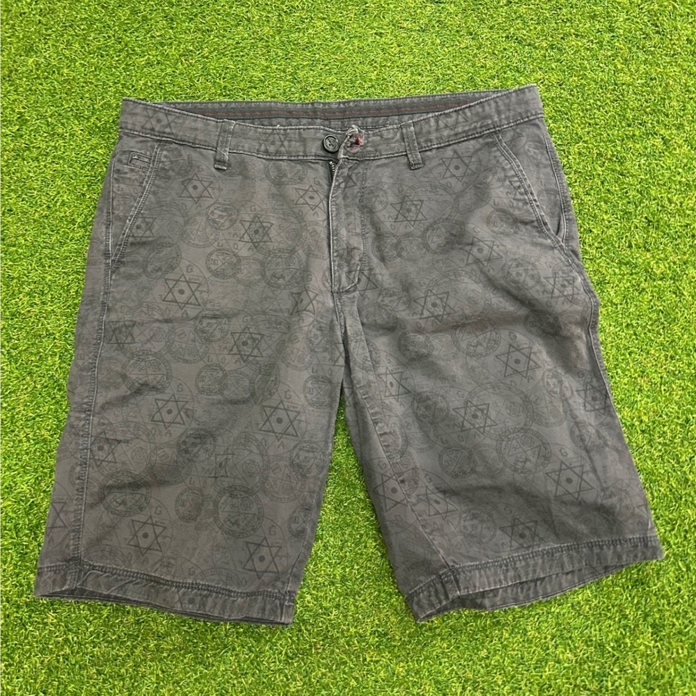 Buffalo David Bitton Empire Regular Gray Graphic Print Shorts Mens 34 Hexagram